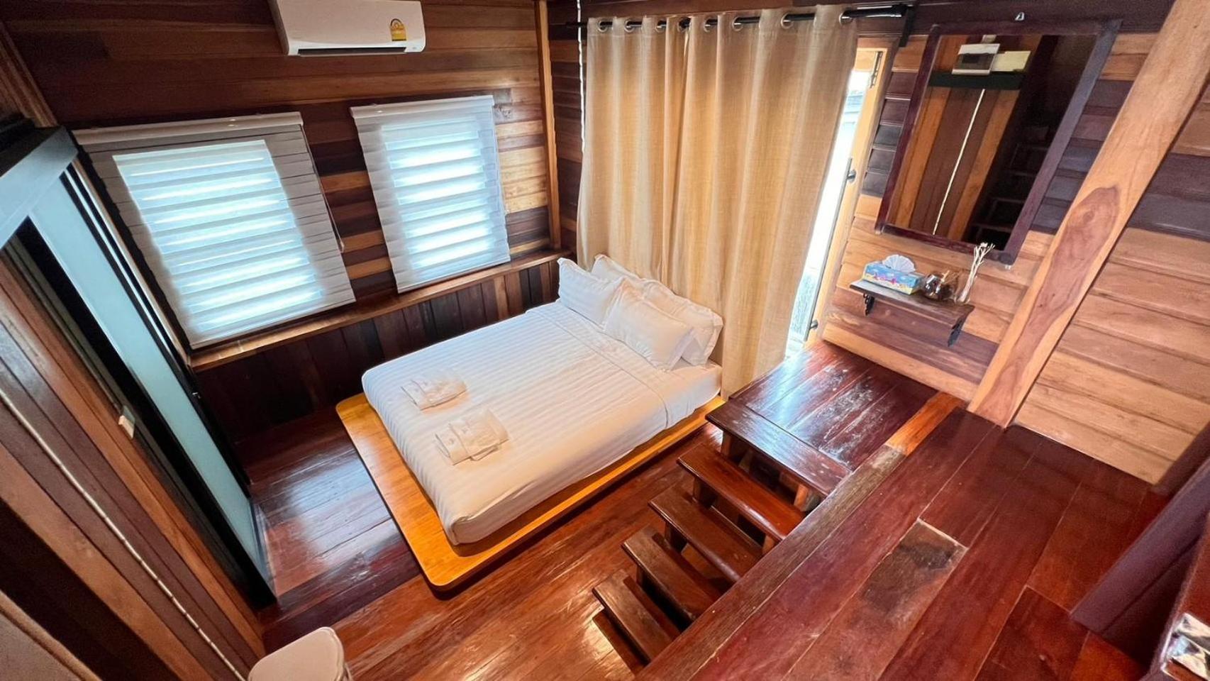 Srisanor Boutique Hotel ประจวบคีรีขันธ์ ภายนอก รูปภาพ