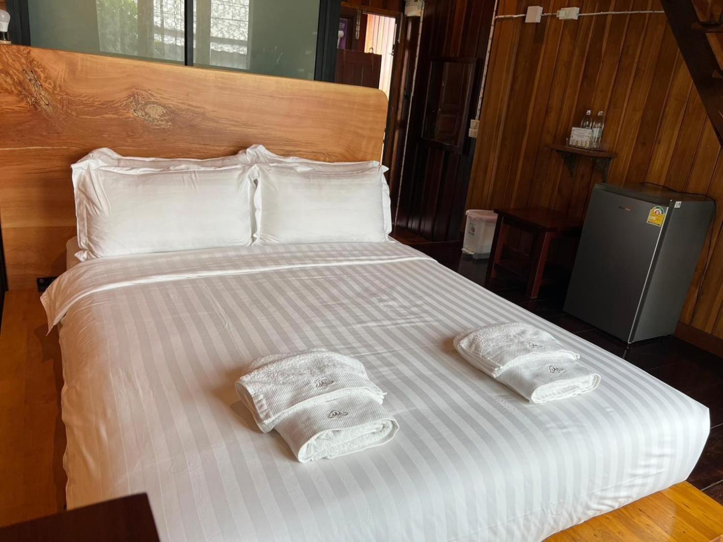Srisanor Boutique Hotel ประจวบคีรีขันธ์ ภายนอก รูปภาพ